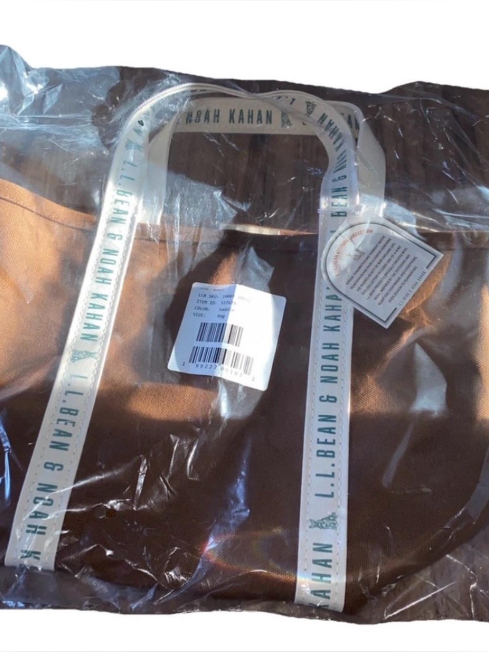 L.L. Bean & Noah Kahan Boat and Tote, Medium Still wrapped in original packaging - Picture 2 of 2